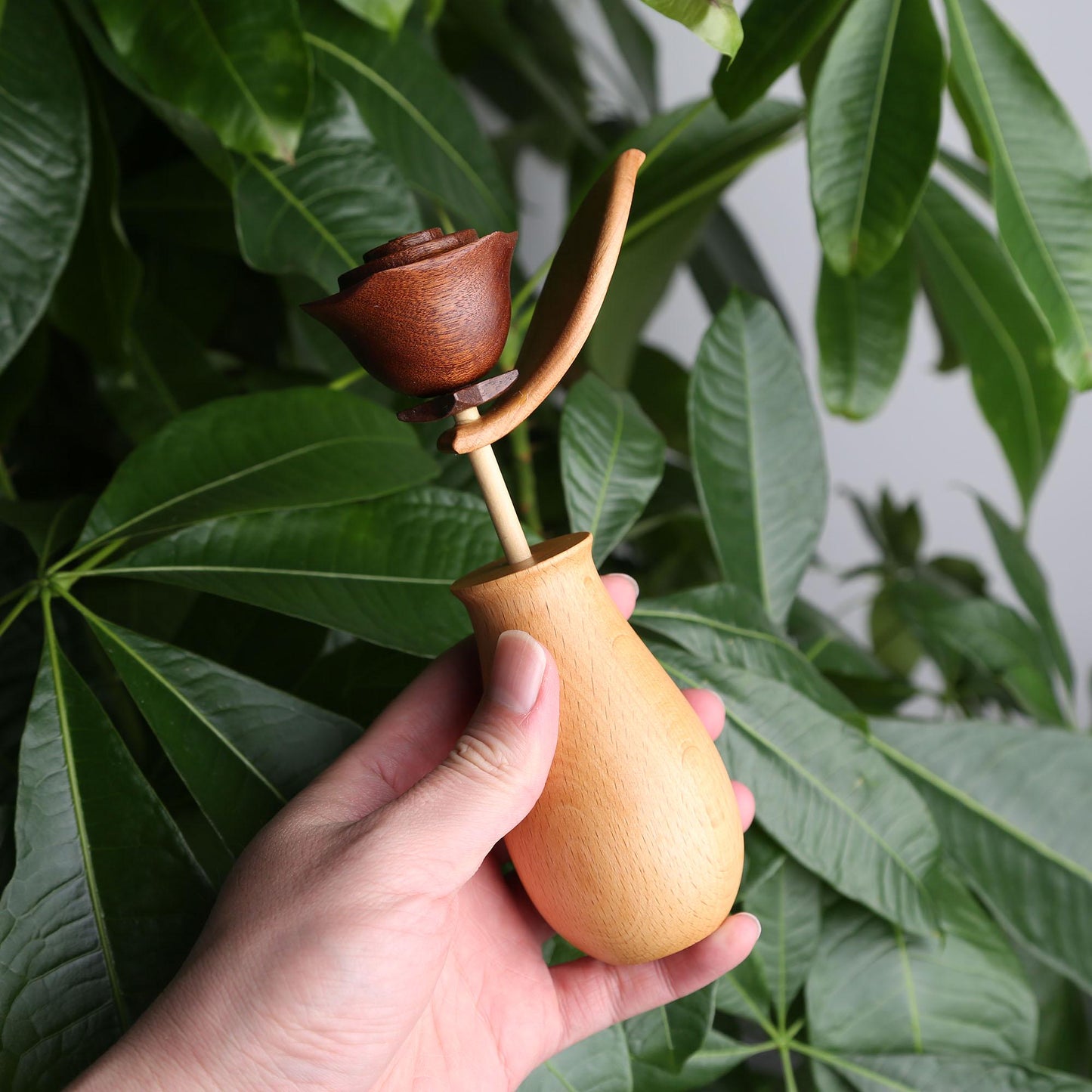 Personalized Wooden Essential Oil Diffuser,Rose/Tulip Aromatherapy Diffuser,Unique Home Décor,Unique Gift for Her & Essential Oil Lovers