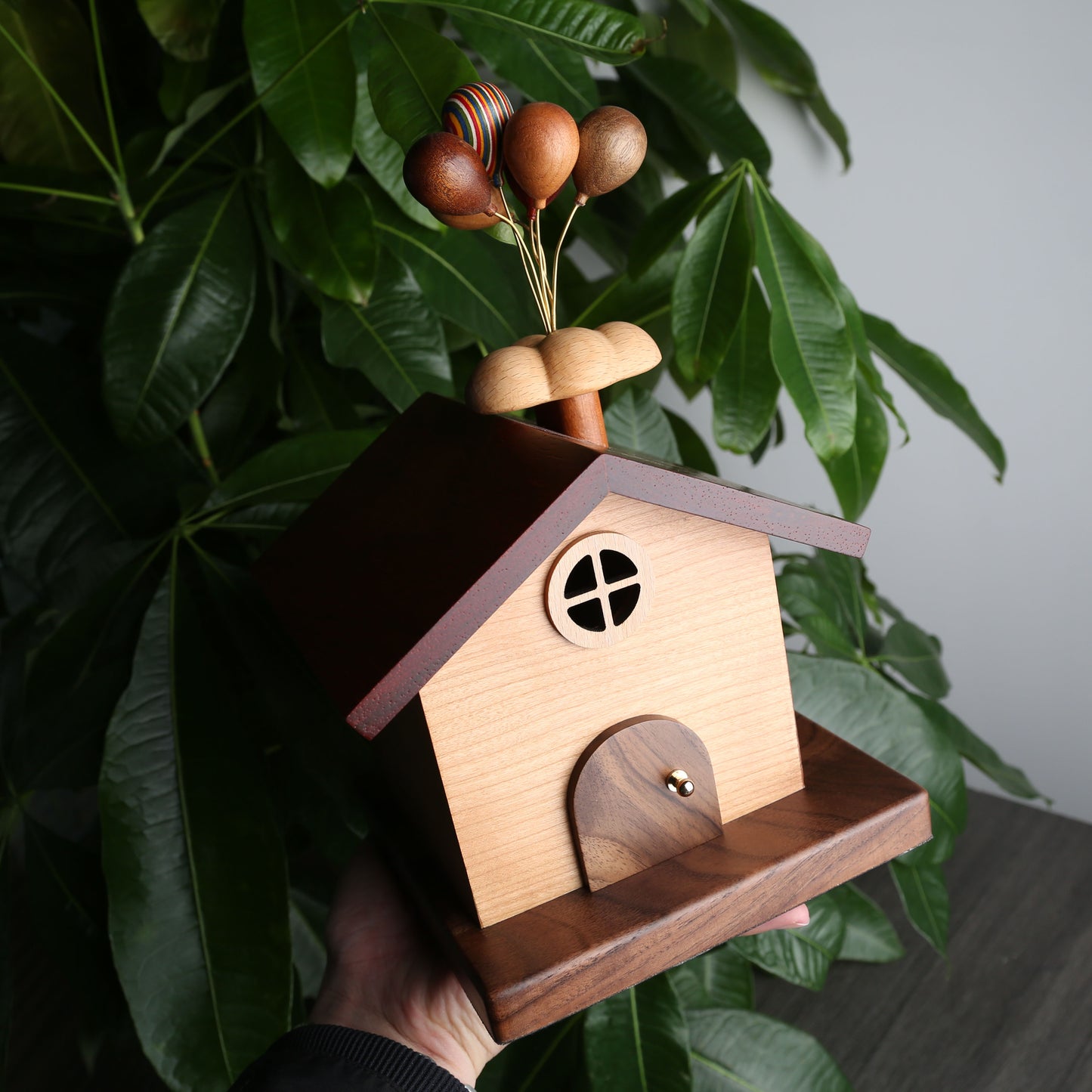 Personalized Wooden Piggy Bank,Flying House Coin Bank,Kids Money Box,Custom Name Kids Bank,Gifts for Kids,Baby Birthday Gift,Unique Bank