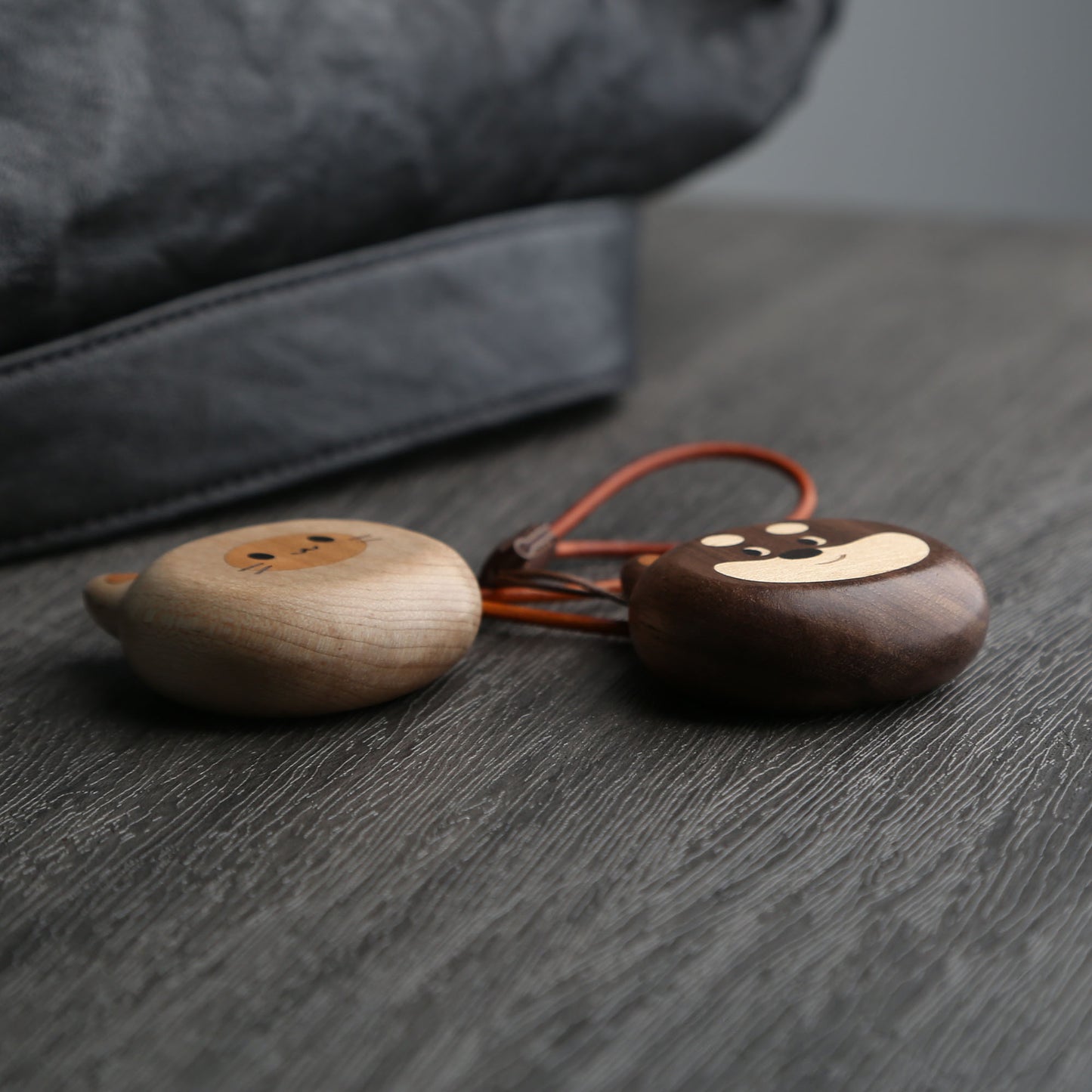 Personalized Wooden Cat/Dog Keychain,Custom Bag Charm for Couples,Engraved Name Gift,Unique Purse Accessory,Gifts for Men & Women,Key Fob