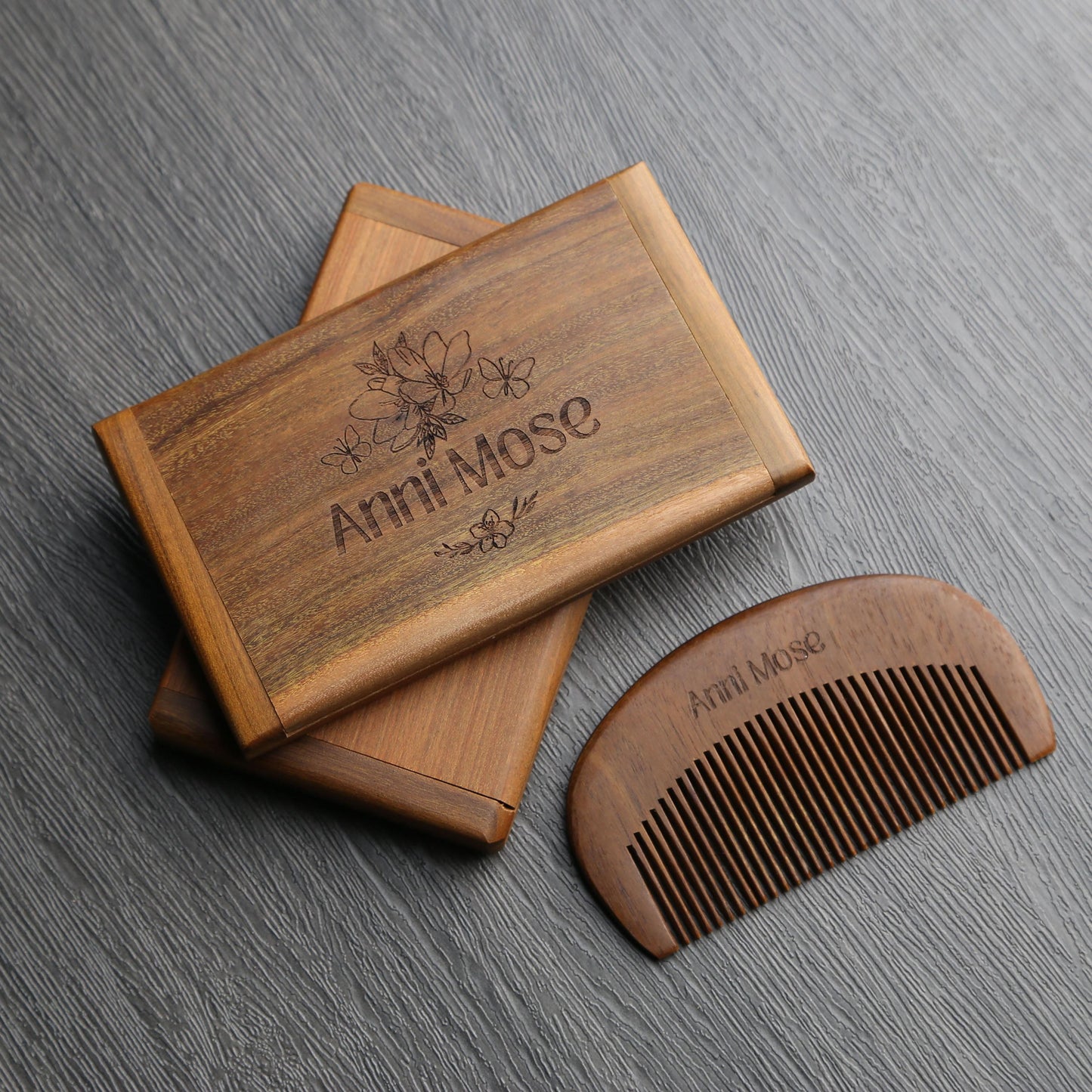 Personalized Wooden Comb and Mirror Set,Custom Name Gift,Bridesmaid Gift,Bridal Shower Gifts,Wedding Gifts,Engraved Wooden Mirror for Mother