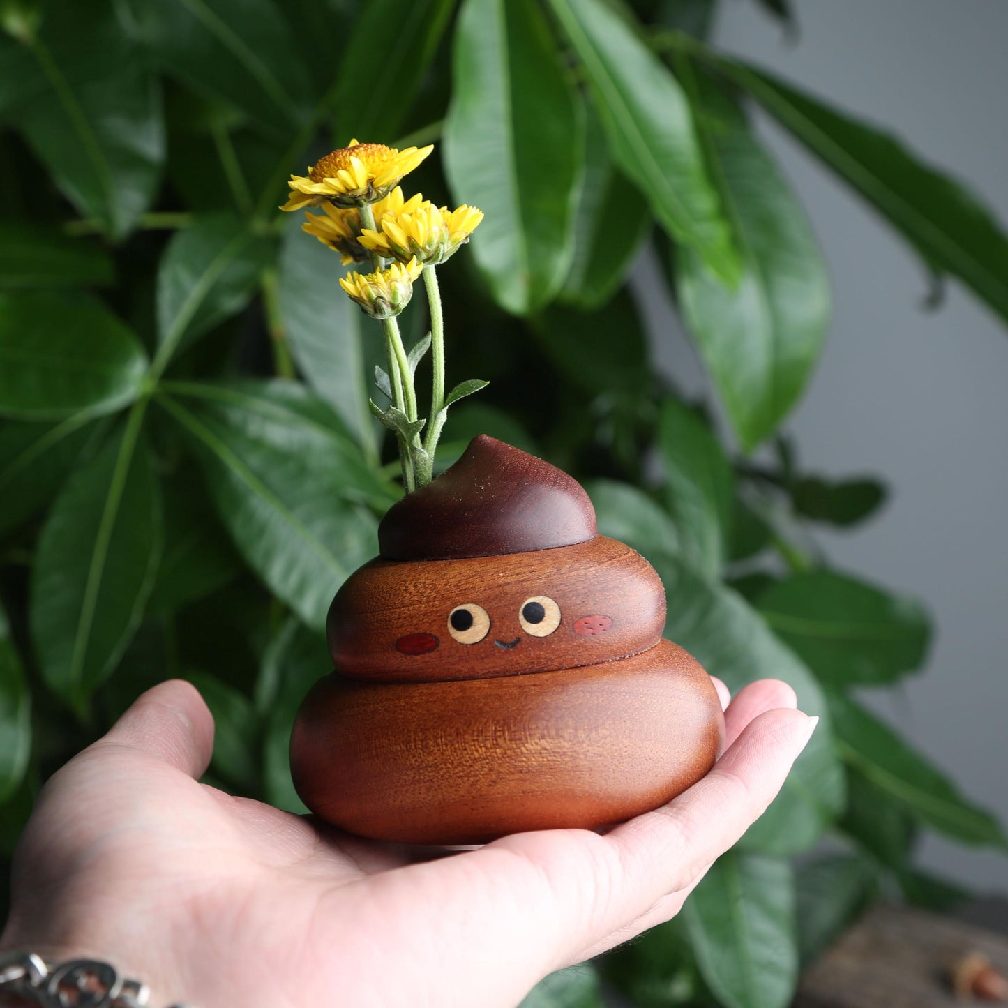 Personalized Wooden Poop Vase,Unique Home Décor,Funny Creative Gift,Custom Engraved Flower Holder,Eco-Friendly Wooden Gift,Fun Birthday Gift