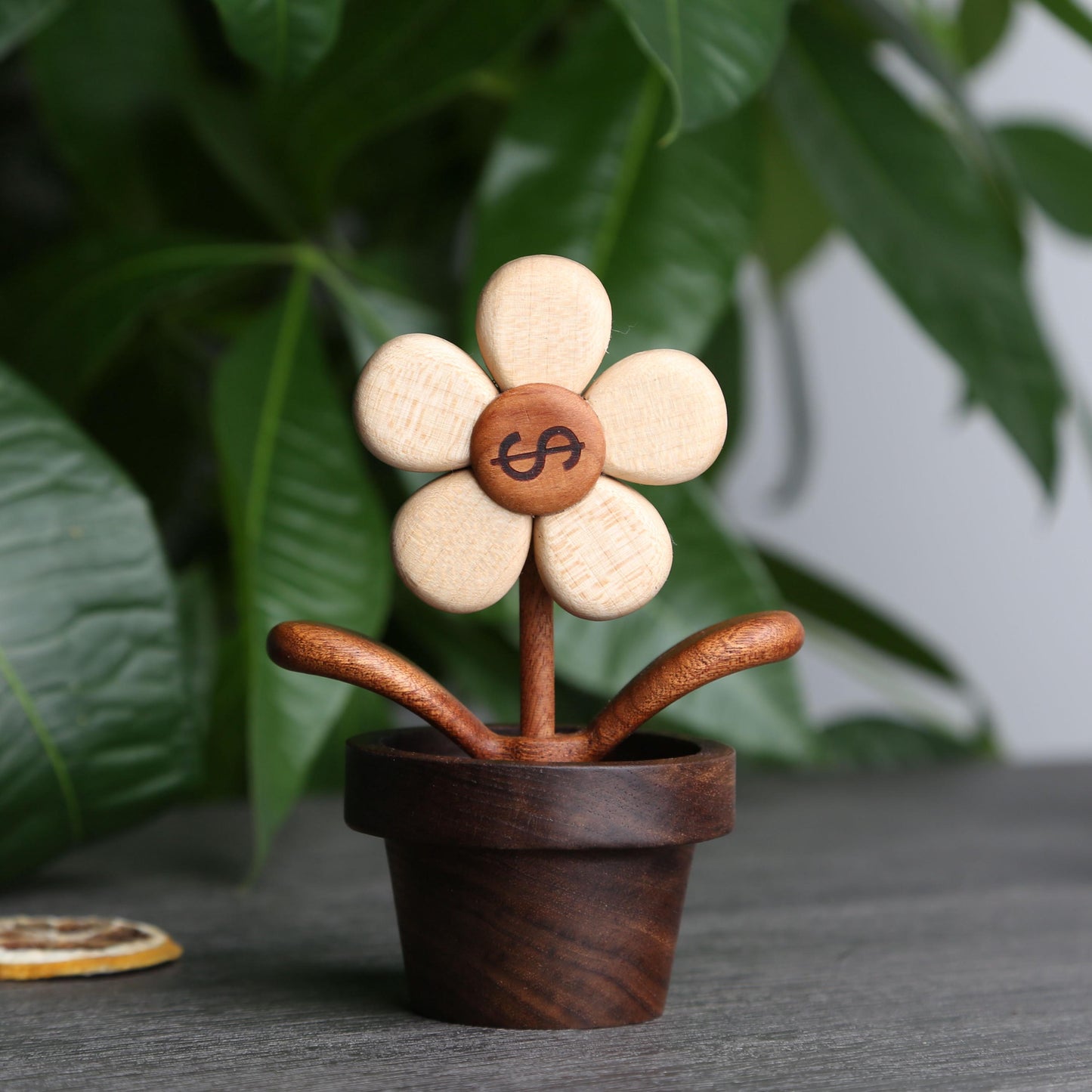 Rotating Wooden Flower,Home & Car Décor,Personalized Name Engraving,Creative Gift Idea,Unique Handmade Decoration,Gift for Women/Girls
